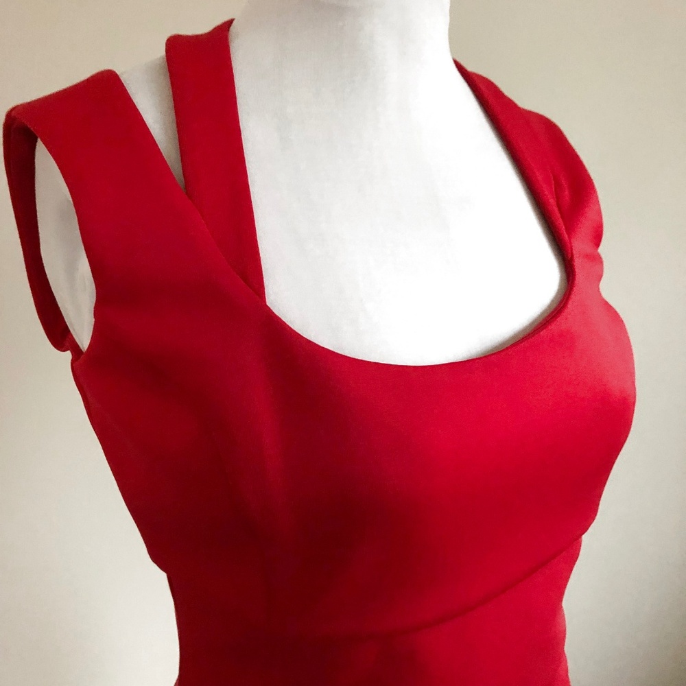Guess Sexy Red Midi Dress Sleeveless Sheath 2 - Picture 5 of 5